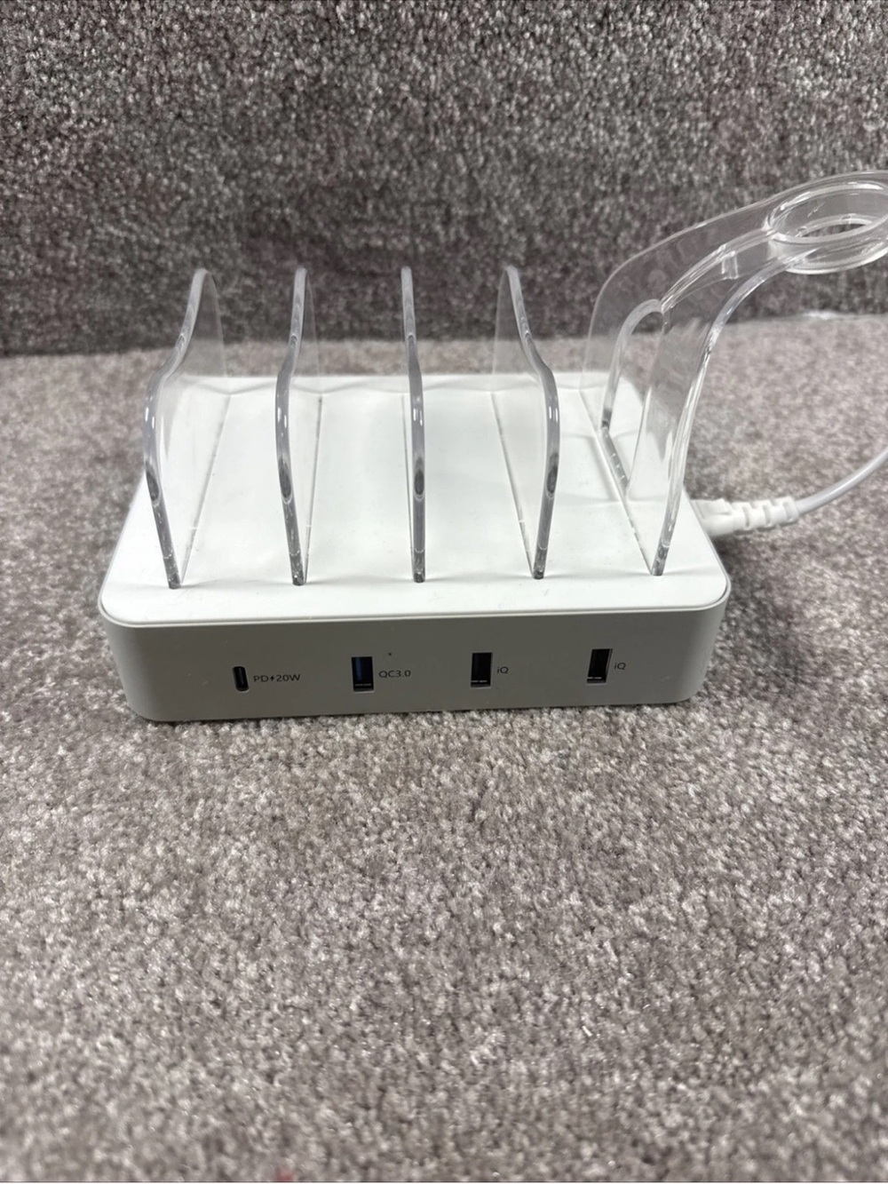 Smart gear Multi-Device Charging Station - White with Clear Dividers New no box